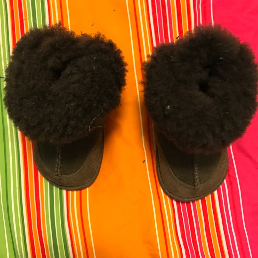 Uggs for infant Size small